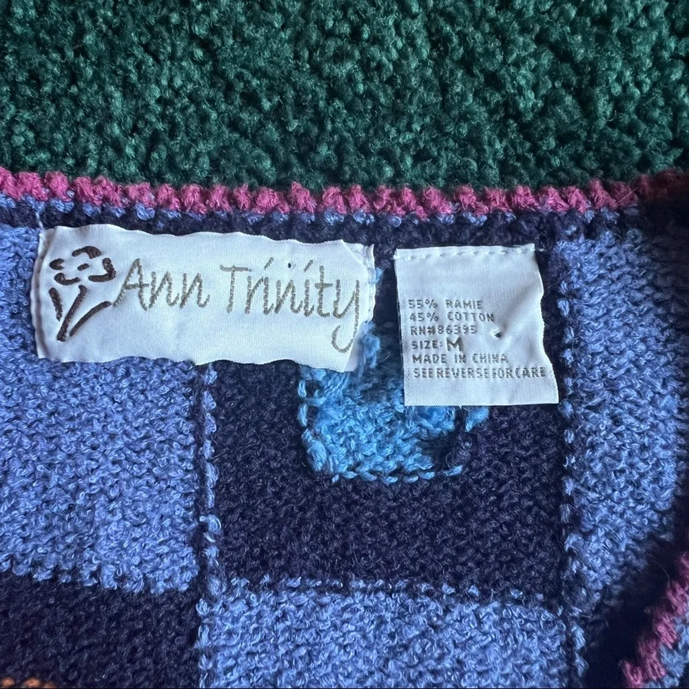 VINTAGE FUNKY PURPLE CARDIGAN - Picture 3 of 4